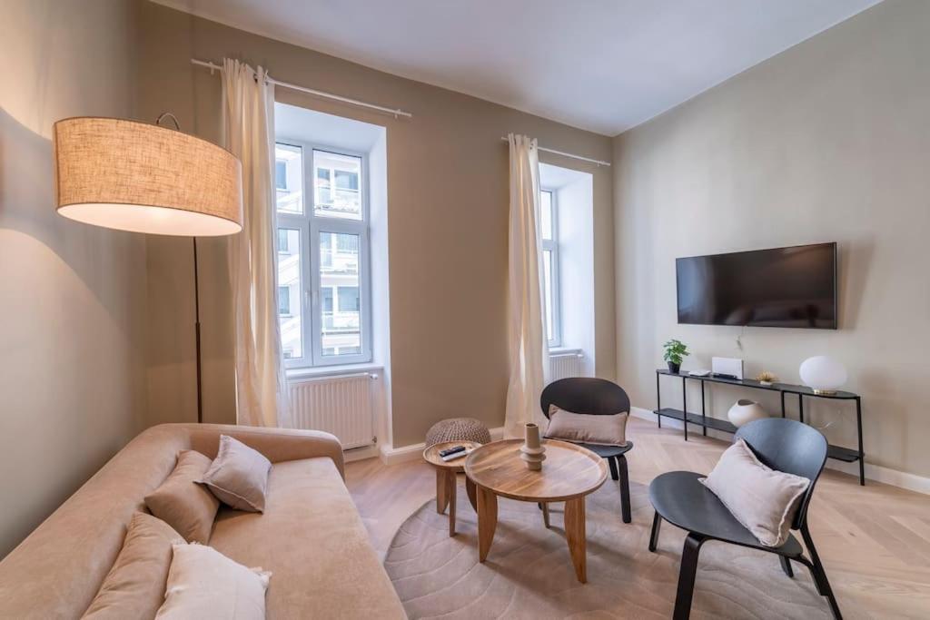 Josef'S Home I Premium Apartment I City Center Apartment