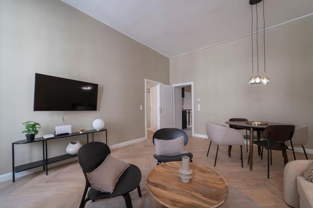Josef'S Home I Premium Apartment I City Center Apartment